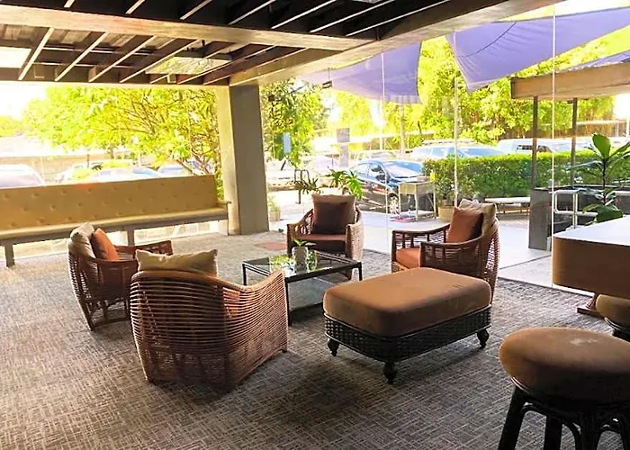Hotel Insular Square Powered By Cocotel 3*